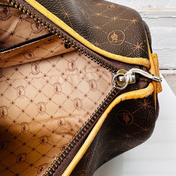 TRUSSARDI signature Nappa leather boston bag - Picture 13 of 14